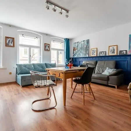 Apartament Cinema - Przy Deptaku, Ze Zwierzetami - By Spaceapart Jelenia Gora