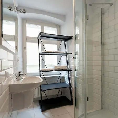 Apartament Cinema - Przy Deptaku, Ze Zwierzetami - By Spaceapart *