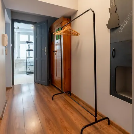 Apartament Cinema - Przy Deptaku, Ze Zwierzetami - By Spaceapart Jelenia Gora