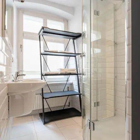 Apartment Apartament Cinema - Przy Deptaku, Ze Zwierzetami - By Spaceapart Jelenia Gora